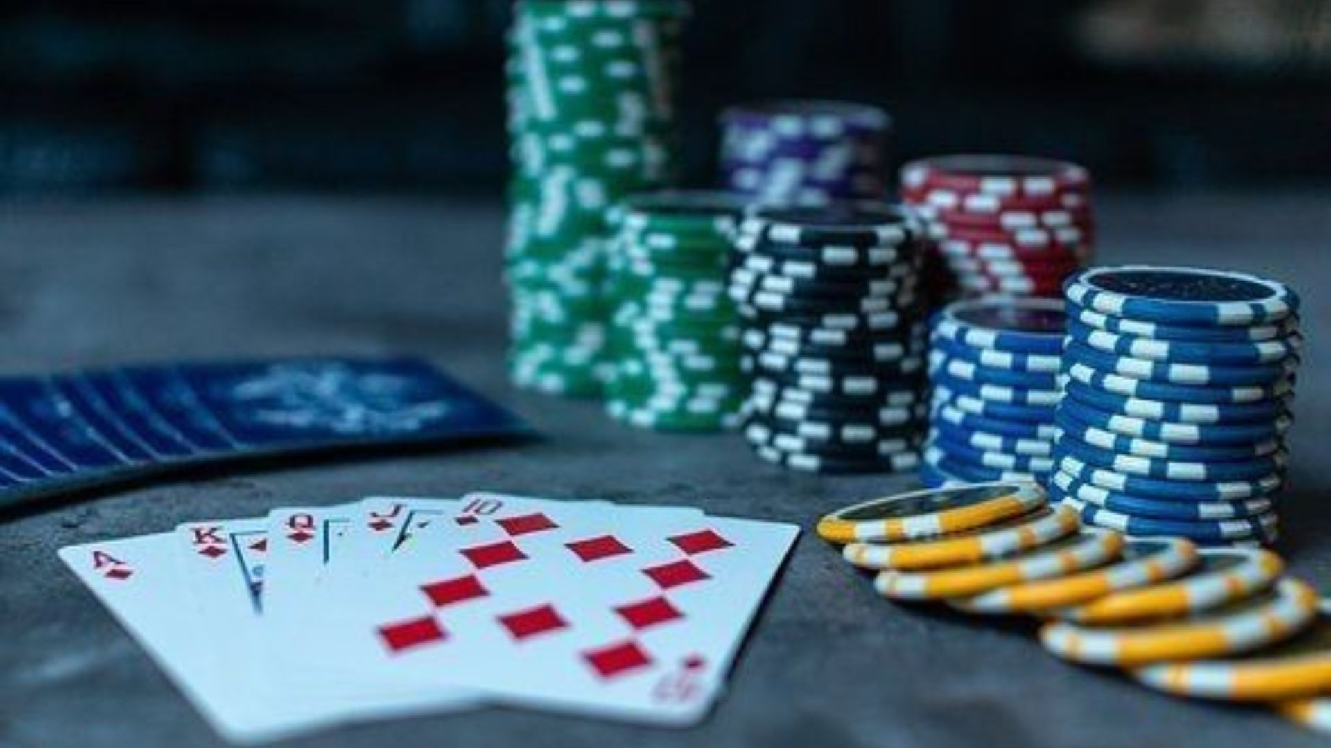 7Bit Loyalty Rewards vs No Deposit Bonus Compared